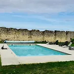Domaine Canteloup Vignes Et Piscine Saint-Caprais-de-Bordeaux
