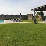 Casa de Férias Domaine Canteloup Vignes Et Piscine *