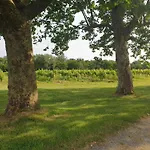Casa de Férias Domaine Canteloup Vignes Et Piscine