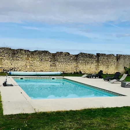 Casa de Férias Domaine Canteloup Vignes Et Piscine