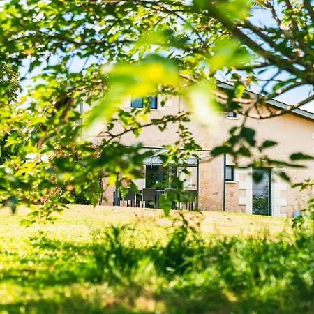 Дом отдыха Domaine Canteloup Vignes Et Piscine *