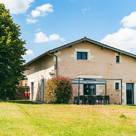 Domaine Canteloup Vignes Et Piscine Saint-Caprais-de-Bordeaux