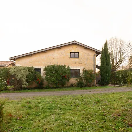 Holiday home Domaine Canteloup Vignes Et Piscine *