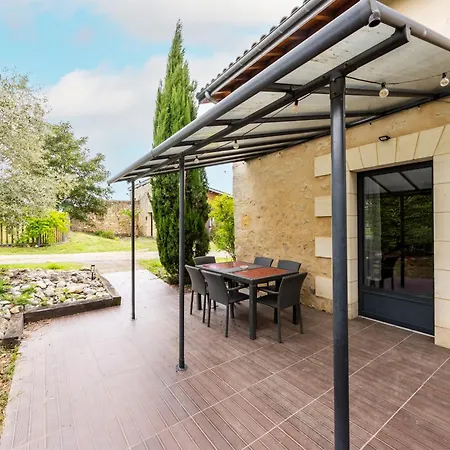 Σπίτι διακοπών Domaine Canteloup Vignes Et Piscine Saint-Caprais-de-Bordeaux
